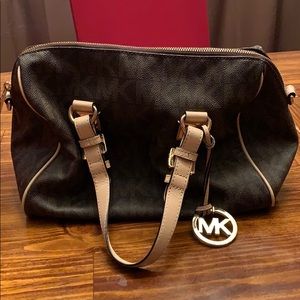 Micheal kors handbag